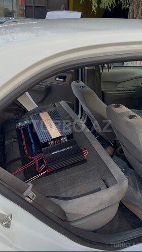 Chevrolet Cobalt-11
