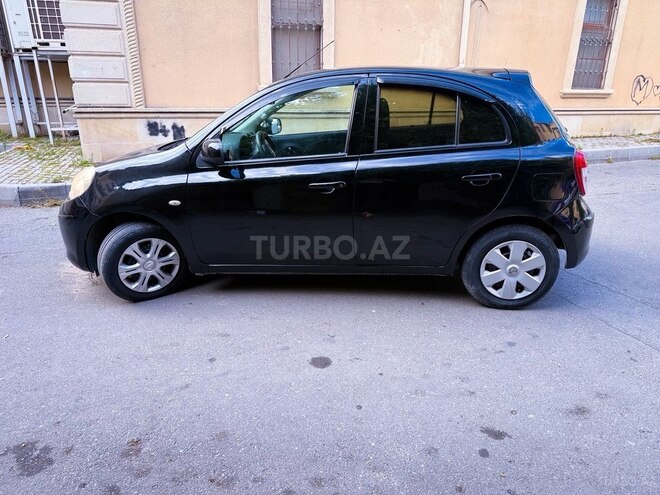 Nissan Micra-2