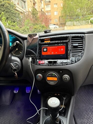 Kia Rio-4