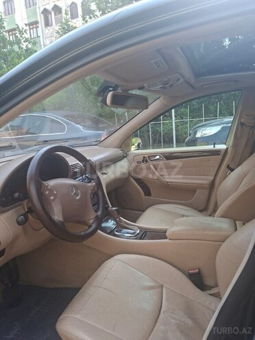 Mercedes C 240-6