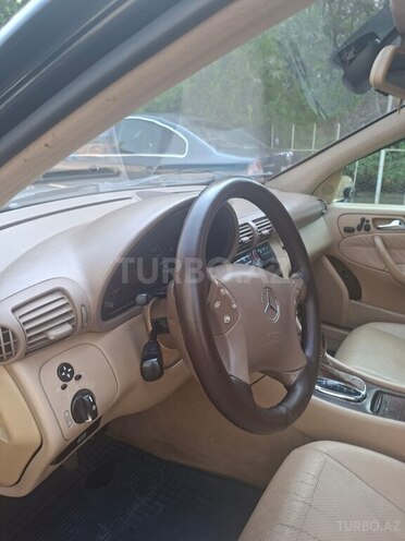 Mercedes C 240-10