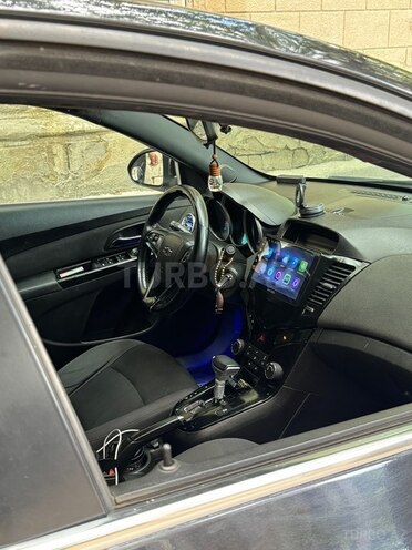 Chevrolet Cruze-9