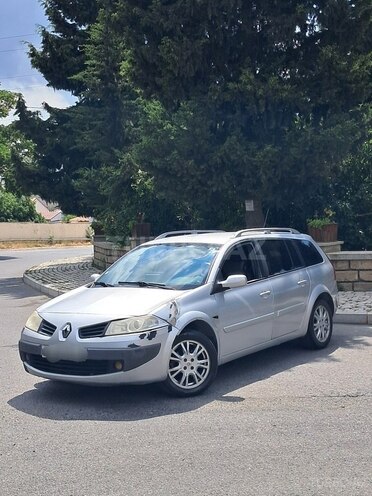Renault Megane-10