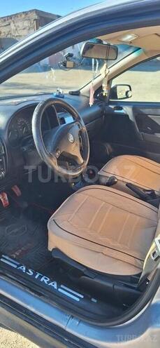 Opel Astra-7