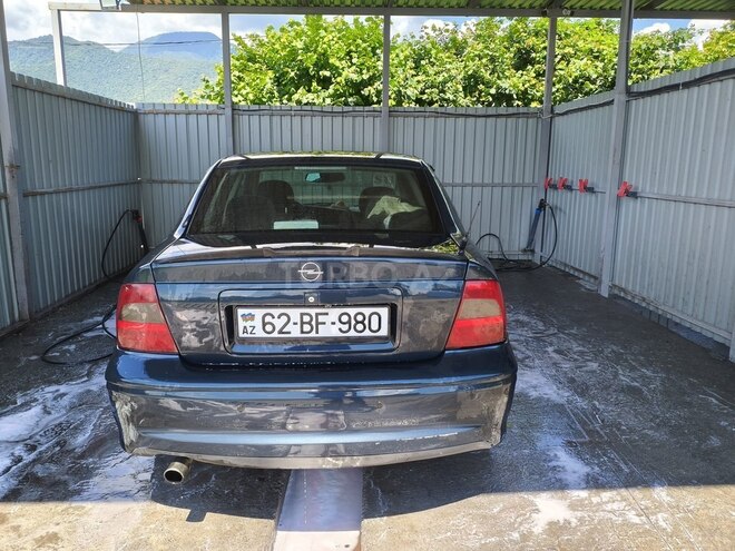Opel Vectra-7