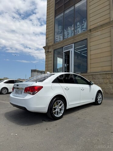 Chevrolet Cruze-5