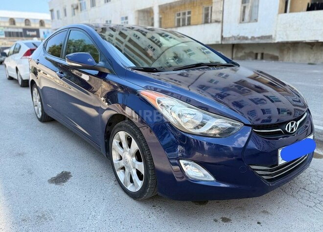 Hyundai Elantra-5