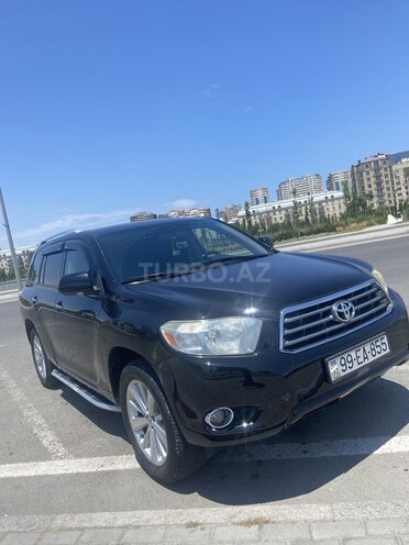 Toyota Highlander-2