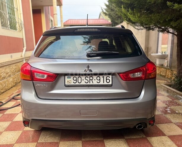 Mitsubishi ASX-9
