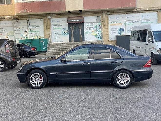 Mercedes C 200-2