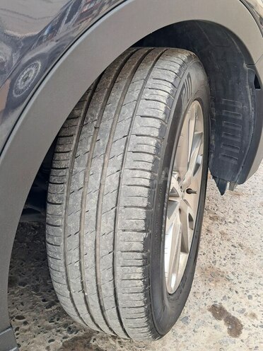 Hyundai Santa Fe-6