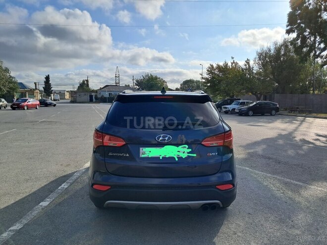 Hyundai Santa Fe-3