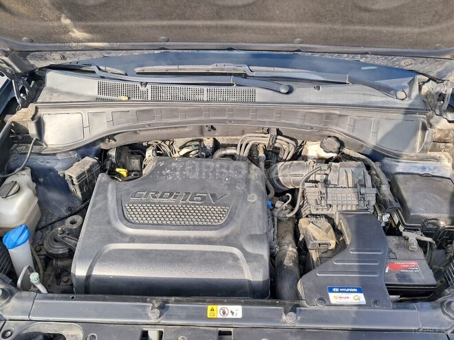 Hyundai Santa Fe-11