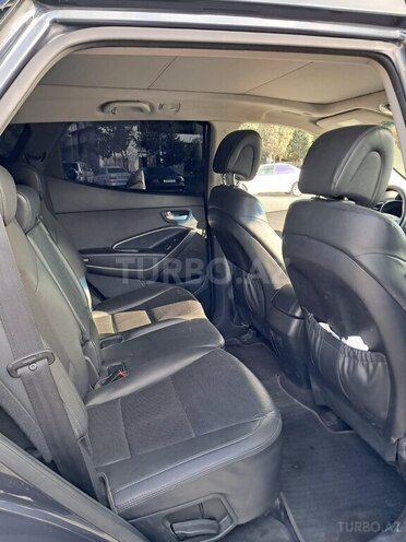 Hyundai Santa Fe-19