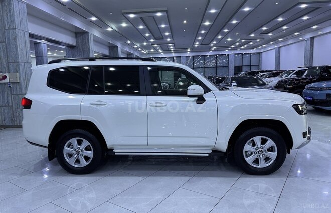 Toyota Land Cruiser-4