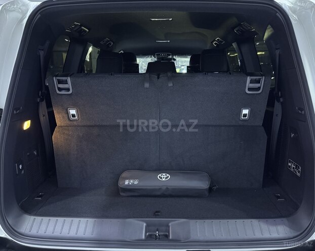 Toyota Land Cruiser-15
