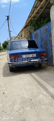 LADA (VAZ) 21011-2