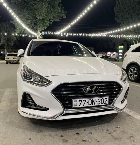 Hyundai Sonata-1