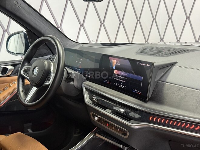 BMW X7-8