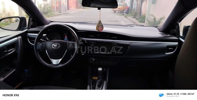 Toyota Corolla-7