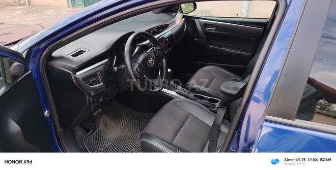 Toyota Corolla-8