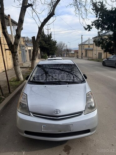 Toyota Prius-1