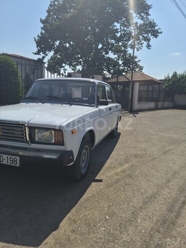 LADA (VAZ) 2107-5