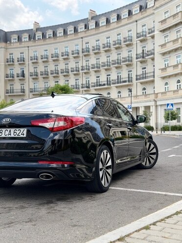 Kia Optima-4