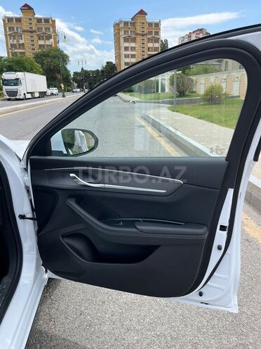 BYD Destroyer 05-17