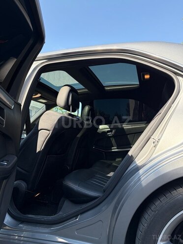 Mercedes E 250-9