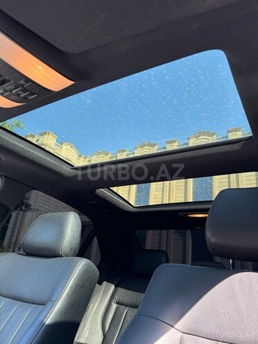 Mercedes E 250-7