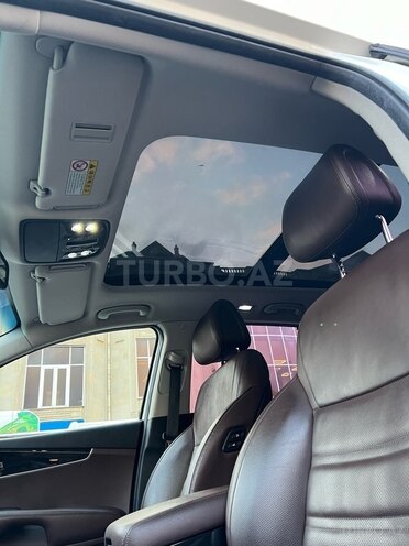 Kia Sorento-9