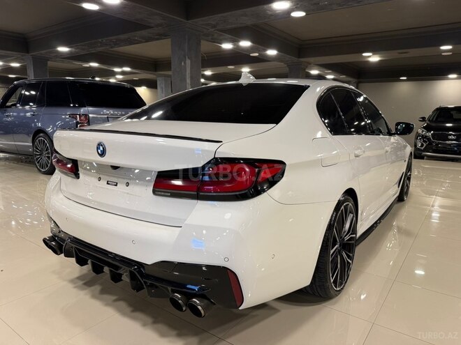BMW 530e-6