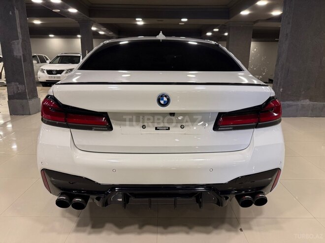 BMW 530e-5