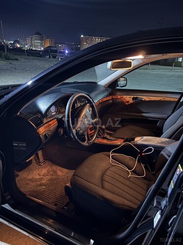 Mercedes E 220-6