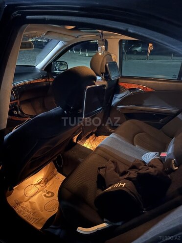 Mercedes E 220-4