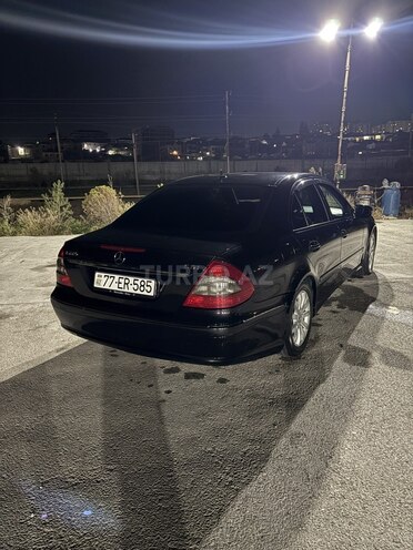 Mercedes E 220-3