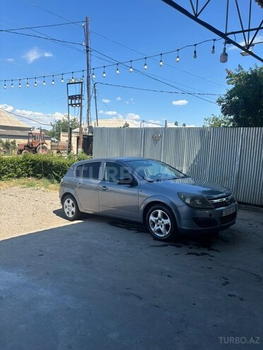 Opel Astra-2