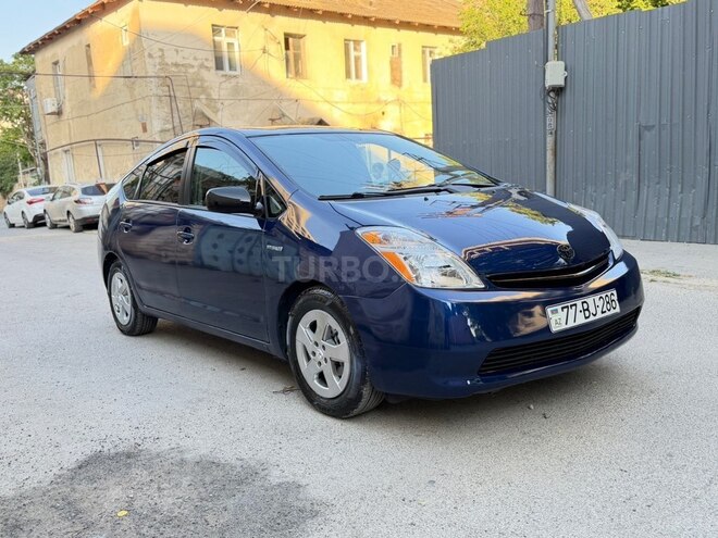 Toyota Prius-4