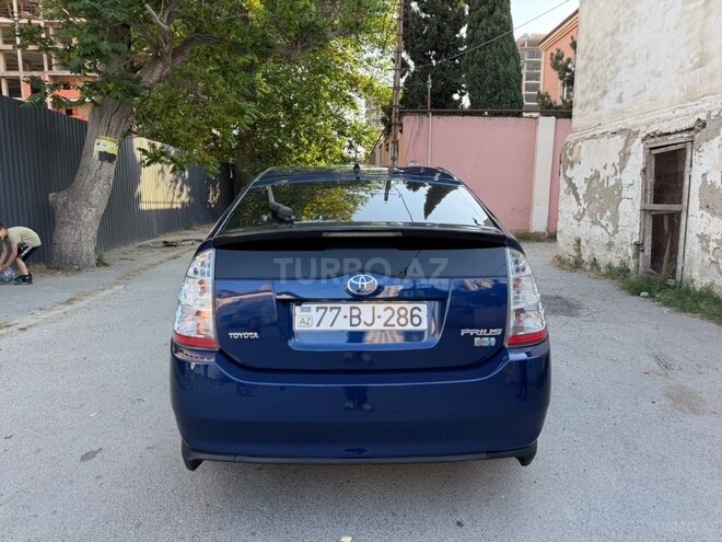 Toyota Prius-7