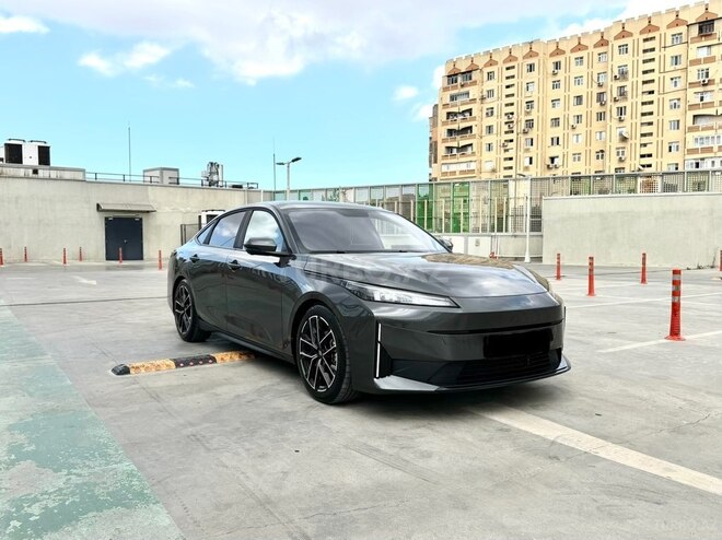Changan Qiyuan A05-3