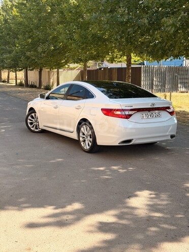 Hyundai Grandeur-4