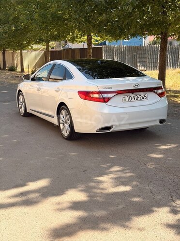 Hyundai Grandeur-10