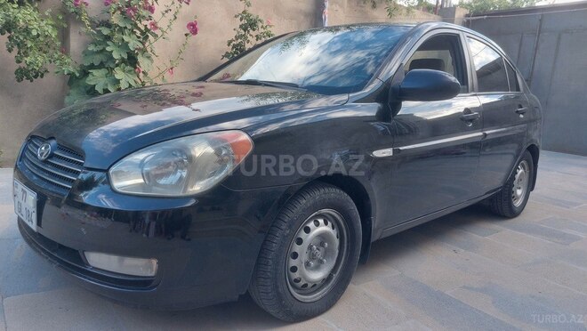 Hyundai Accent-8