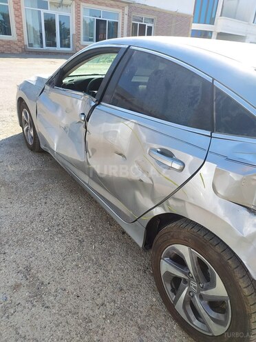 Honda Insight-6