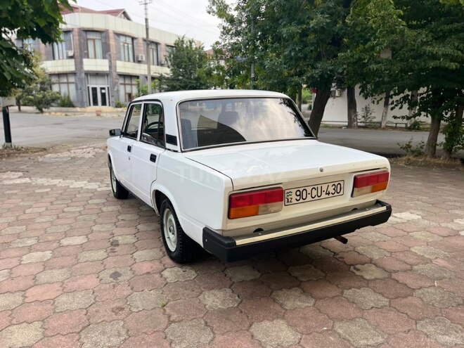 LADA (VAZ) 2107-4