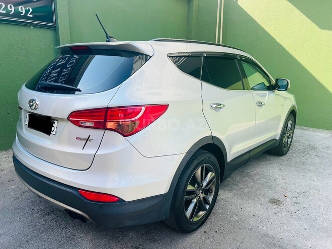 Hyundai Santa Fe-6