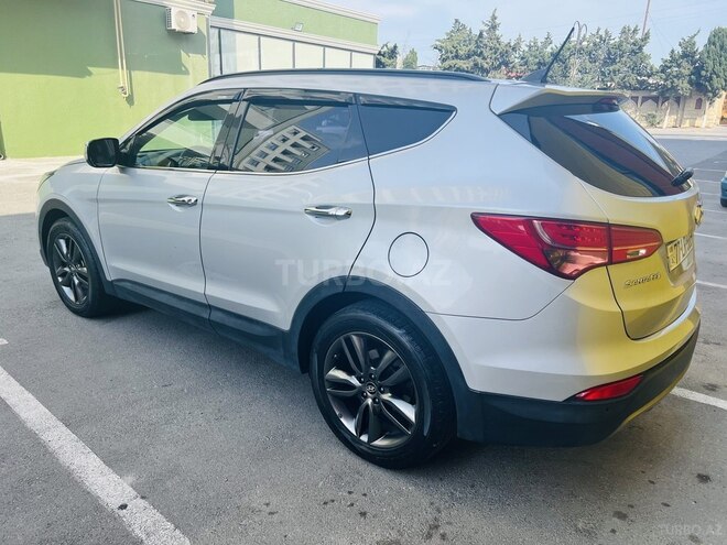 Hyundai Santa Fe-5
