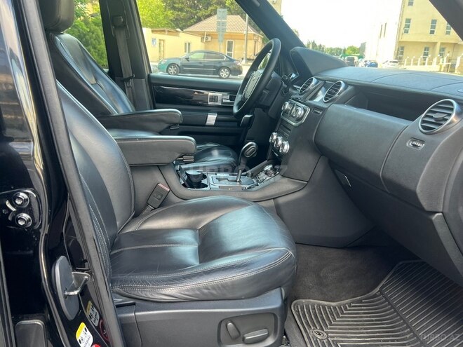 Land Rover Discovery-10