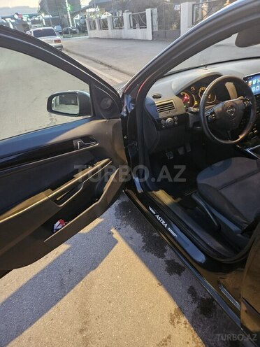 Opel Astra-17